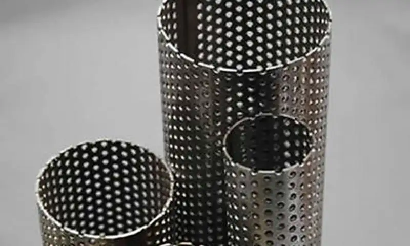 TUBOS PERFURADOS EM AÇO INOX